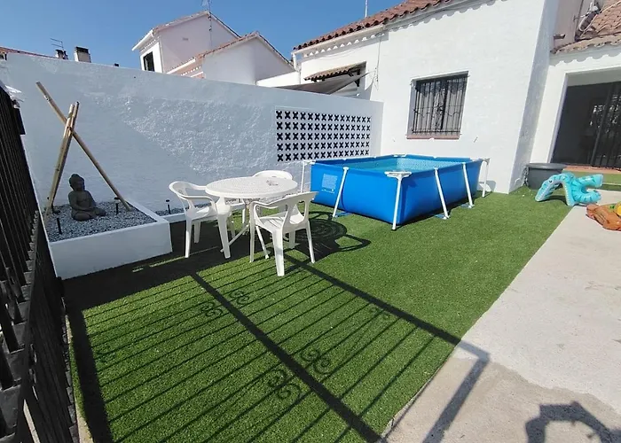 Casita Moderna Vacacional En *