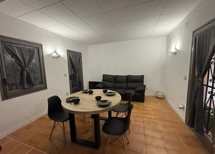 Casita Moderna Vacacional En * Roses
